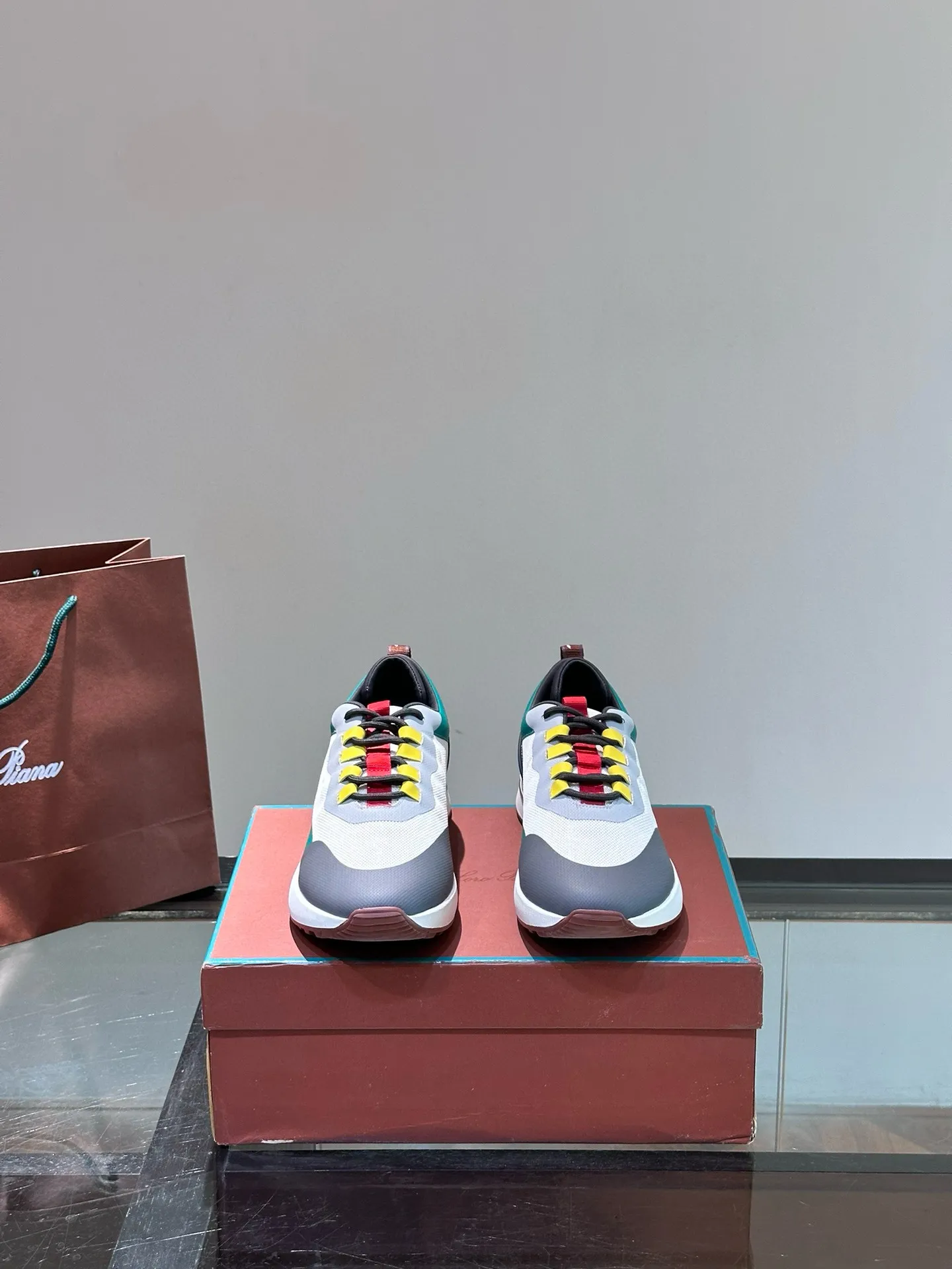 Factory price: 540💰Loro men's shoes💰iana niche Loro classic jogging shoes, men's lace-up casual shoes and sneakers, high-quality lightweight and comfortable fabrics, suitable for outdoor leisure, the color scheme is young and energetic, and it looks great with sportswear or casual suits! Size: 39-45 (46 customized)